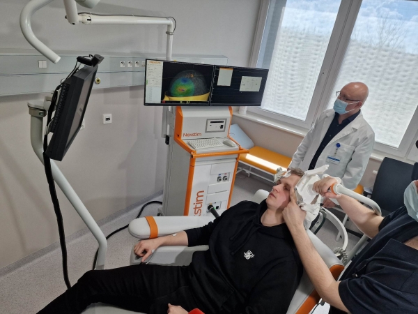 Mapowania mózgu w UCK pomaga przy planowaniu operacji neurochirurgicznych