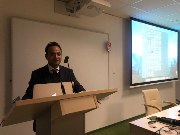 Dr Nikhil Gandhi, znany chirurg okulista z wizytą w UCK Katowice!